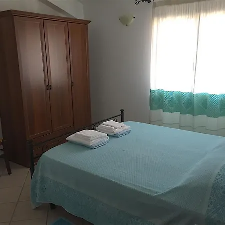 Holiday In 22994 * 토르톨리